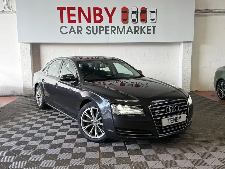 Audi A8
