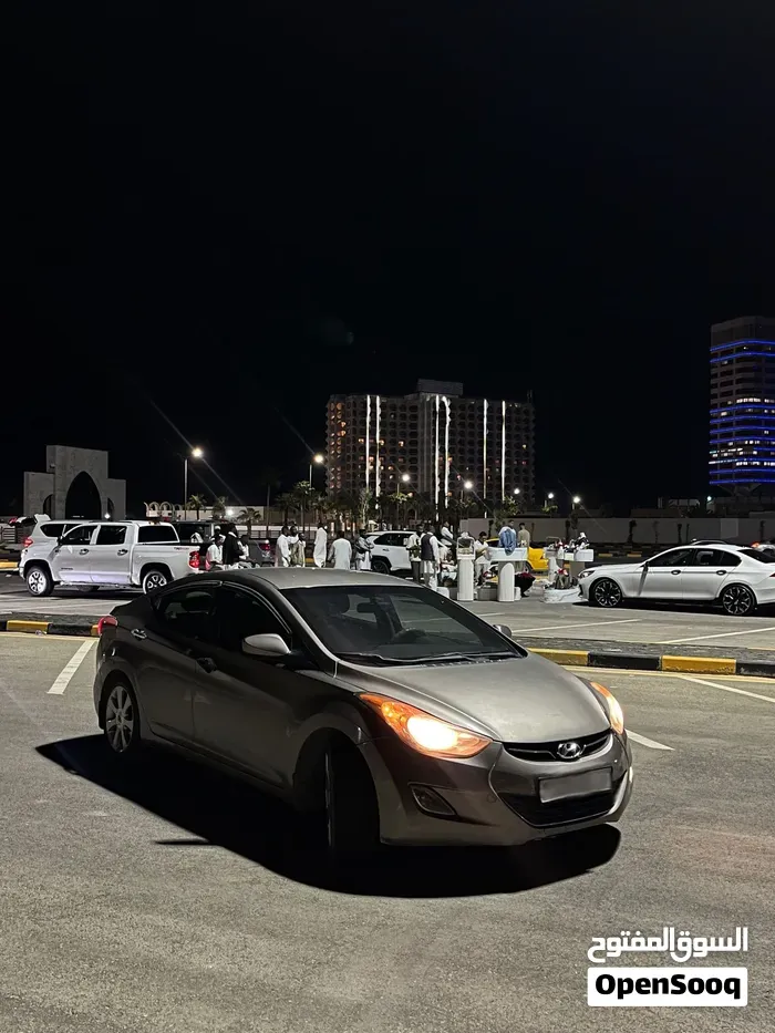 Hyundai Elantra 2012 photo 3