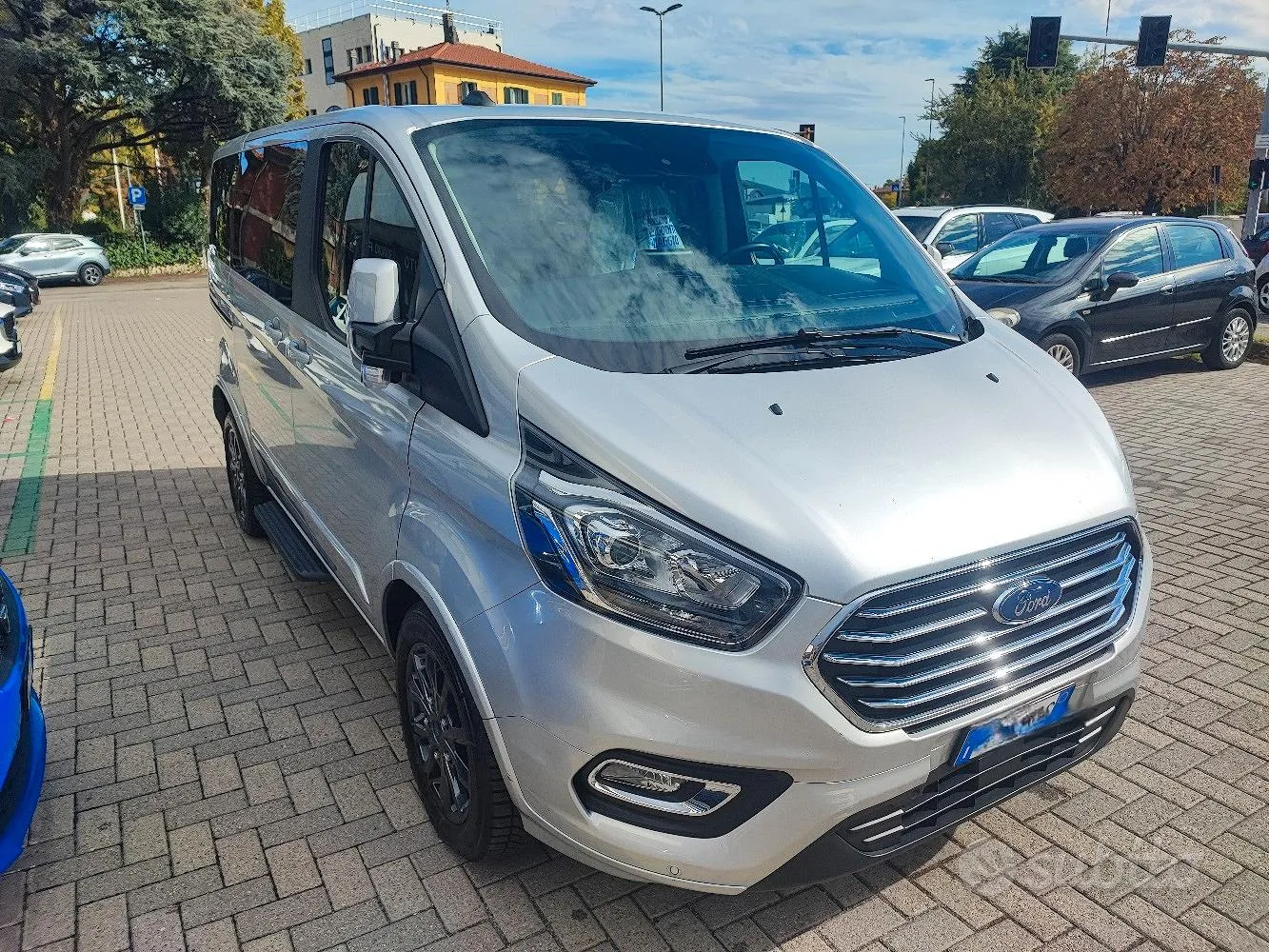 Ford Tourneo Custom 2021 photo 2