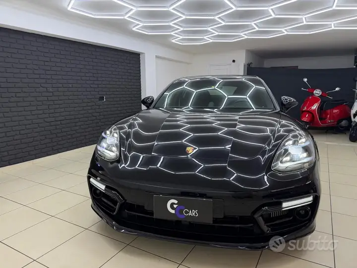 Porsche Panamera 2019 photo 3