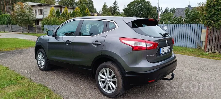 Nissan Qashqai 2015 photo 2