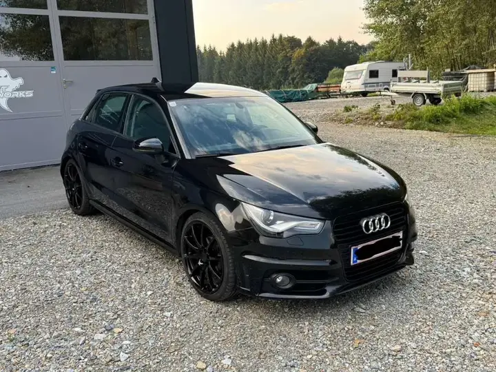 Audi A1 2014 photo 3