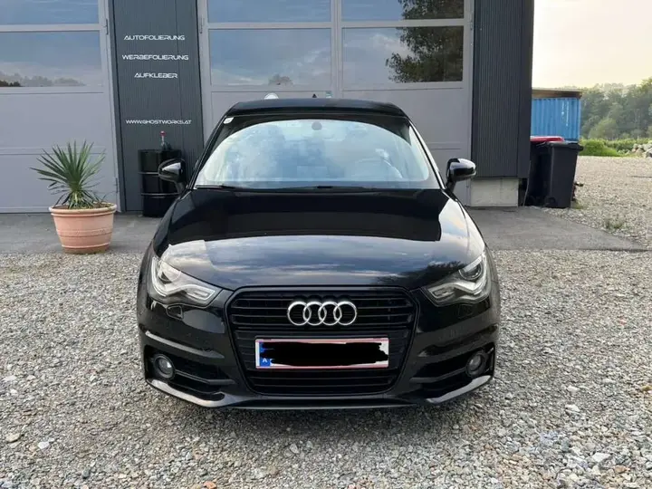 Audi A1 2014 photo 2