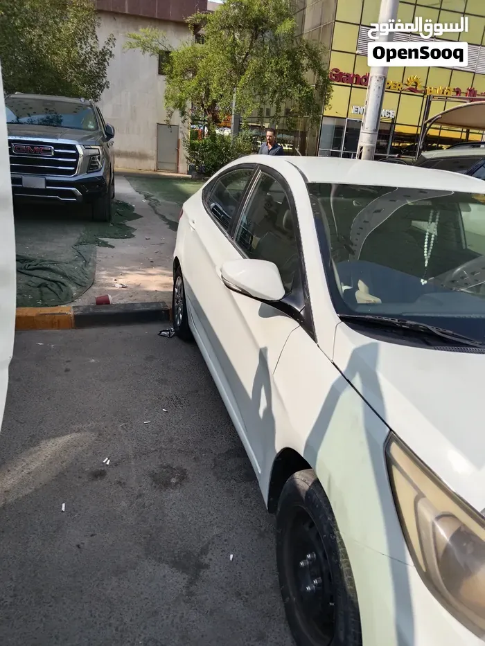 Hyundai Accent