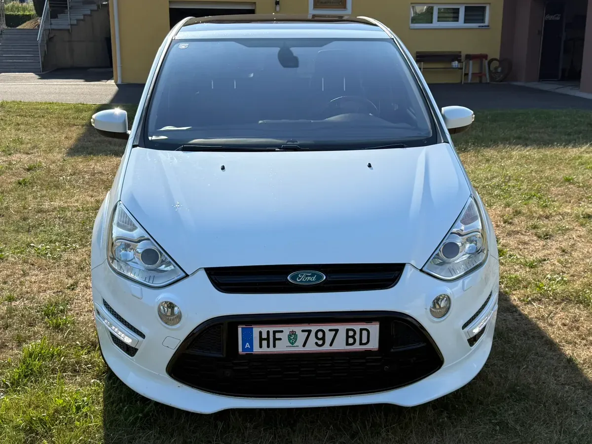 Ford S-Max
