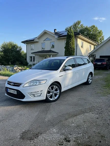Ford Mondeo 2012 photo 2