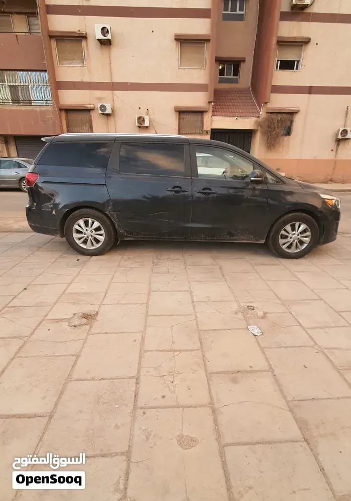 Kia Sedona 2016 photo 3