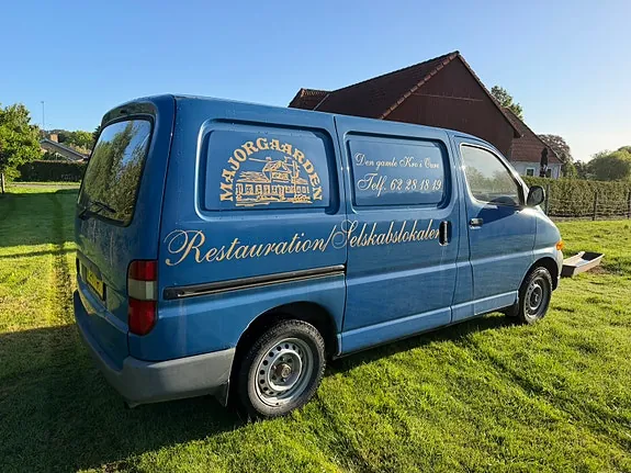 Toyota Hiace 1995 photo 4