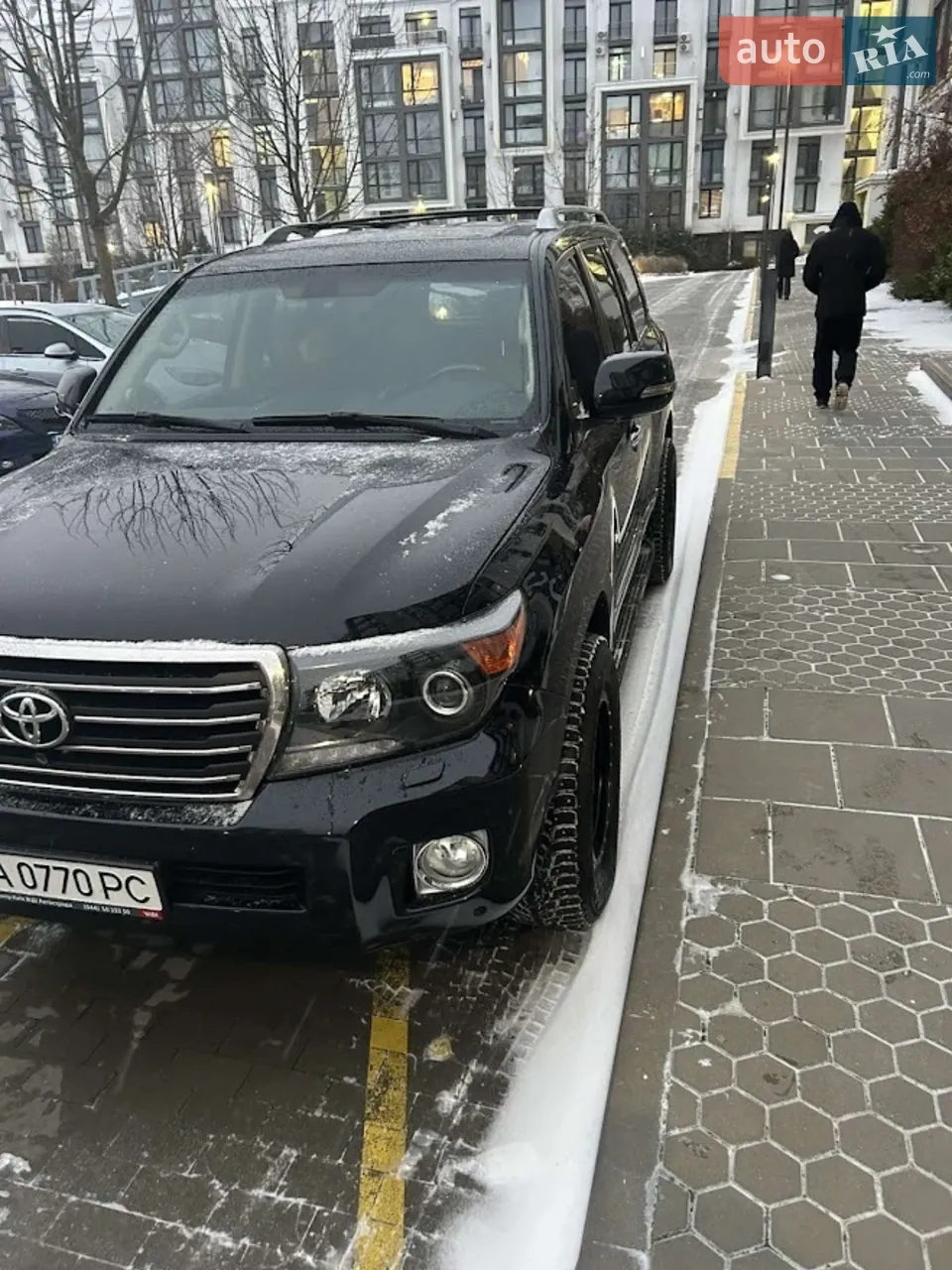 Toyota Land Cruiser 2014 photo 2