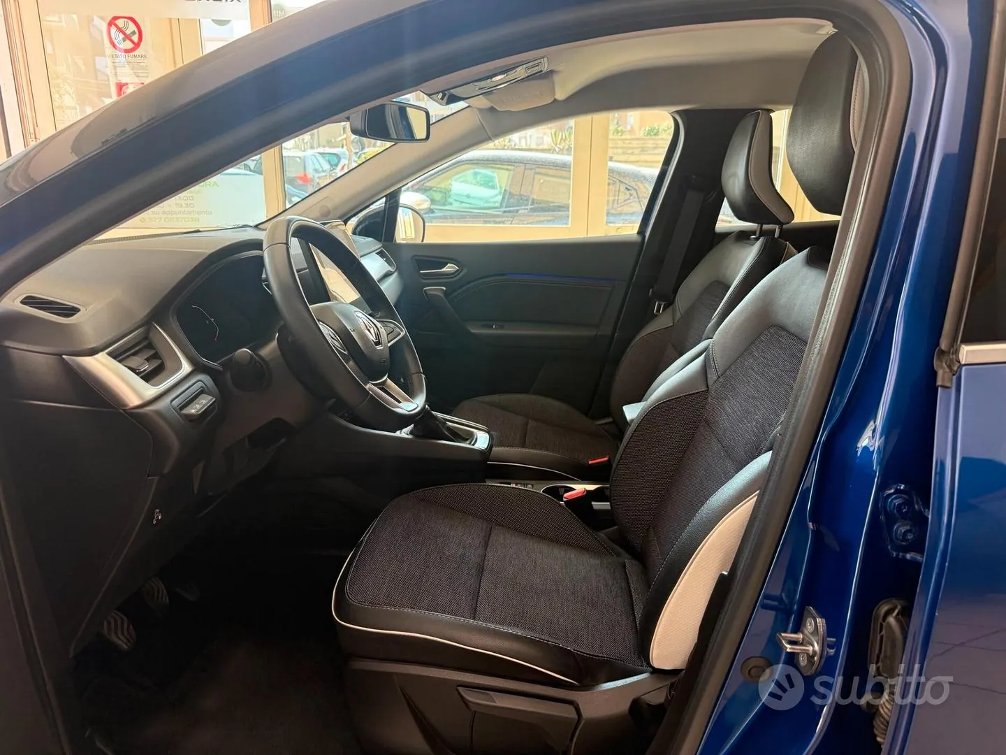 Renault Captur 2023 photo 4