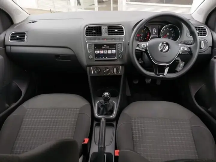 Volkswagen Polo 2017 photo 3