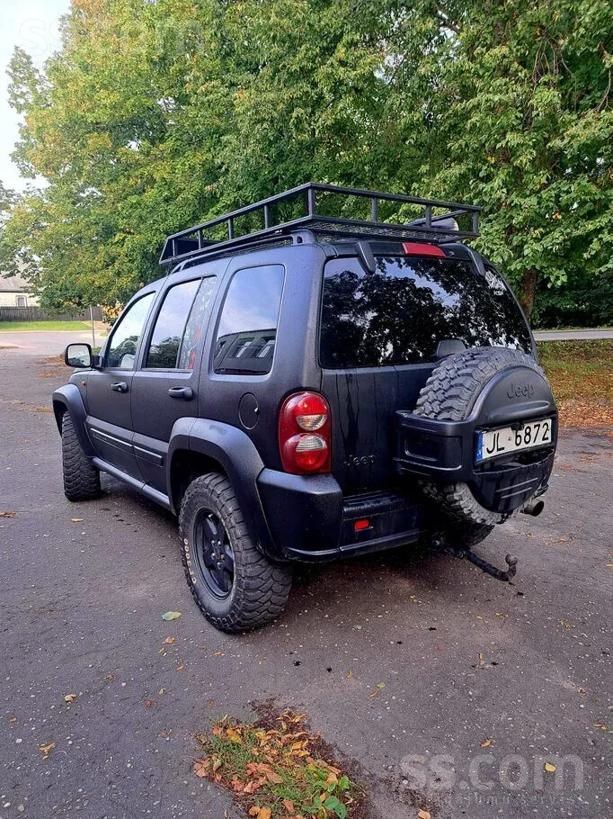 Jeep Cherokee 2005 photo 5