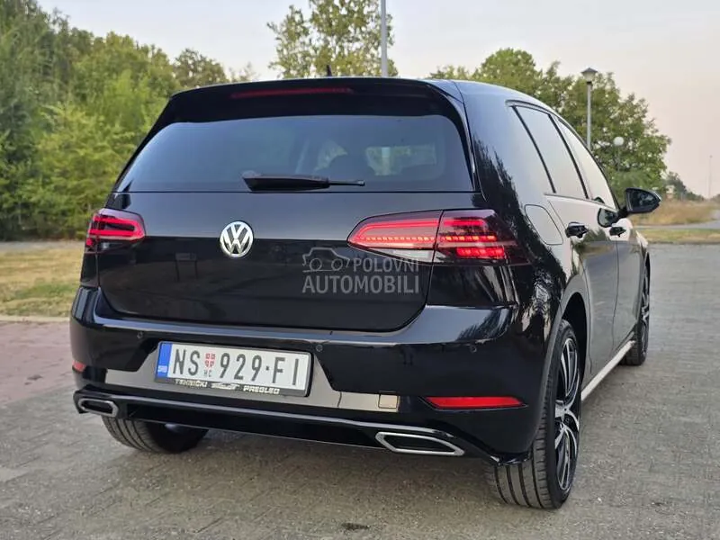 Volkswagen Golf 2017 photo 2