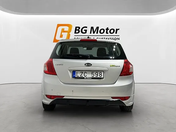 Kia Ceed 2012 photo 5