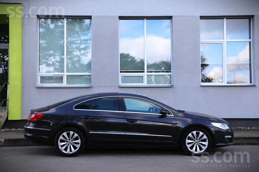 Volkswagen Passat Cc 2011 photo 3