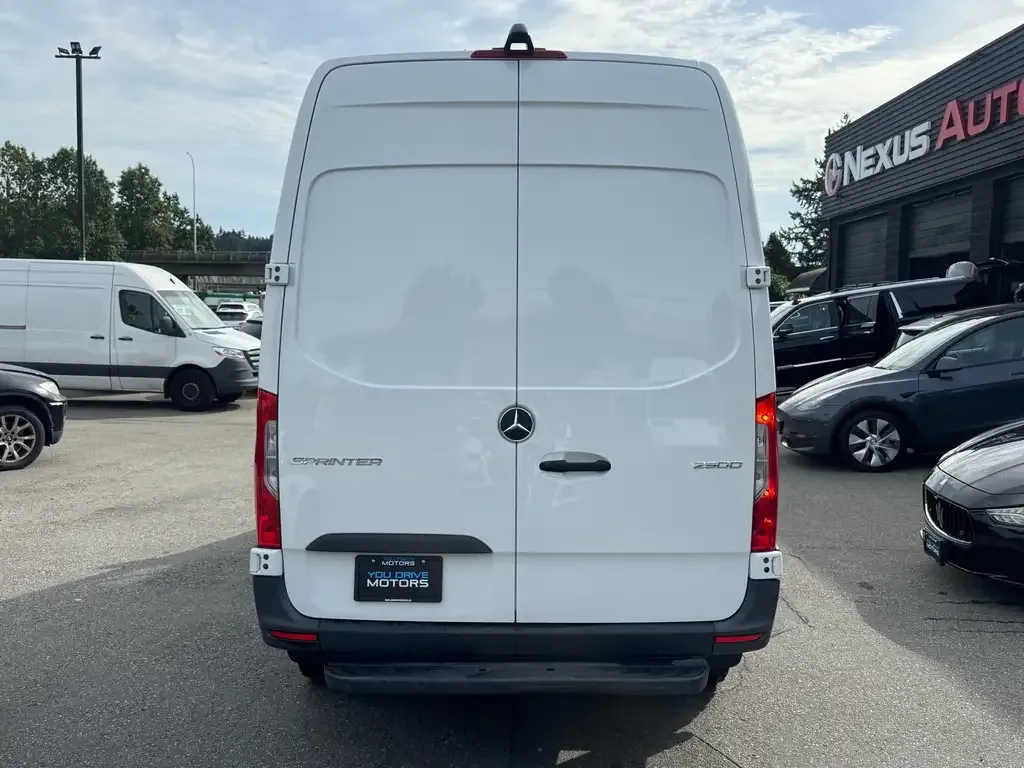 Mercedes-Benz Sprinter 2021 photo 5