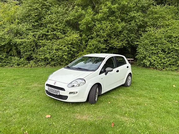 Fiat Grande Punto 2013 photo 3