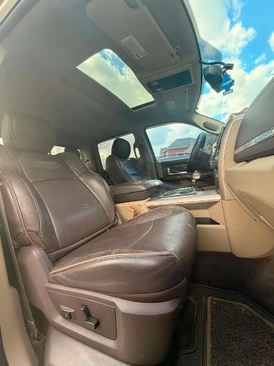 Dodge Ram 1500 2012 photo 4
