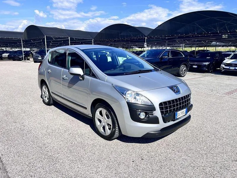 Peugeot 3008 2010 photo 2