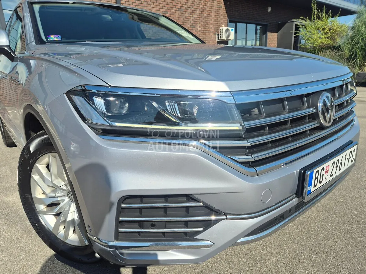 Volkswagen Touareg 2018 photo 2