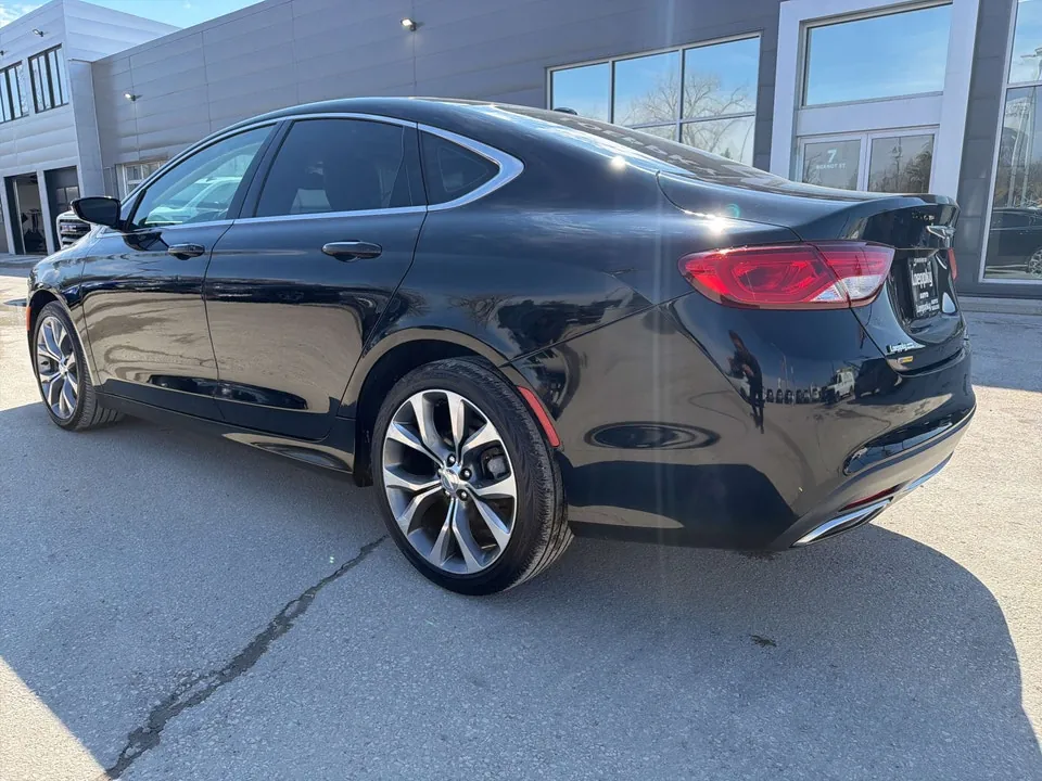 Chrysler 200 2016 photo 3