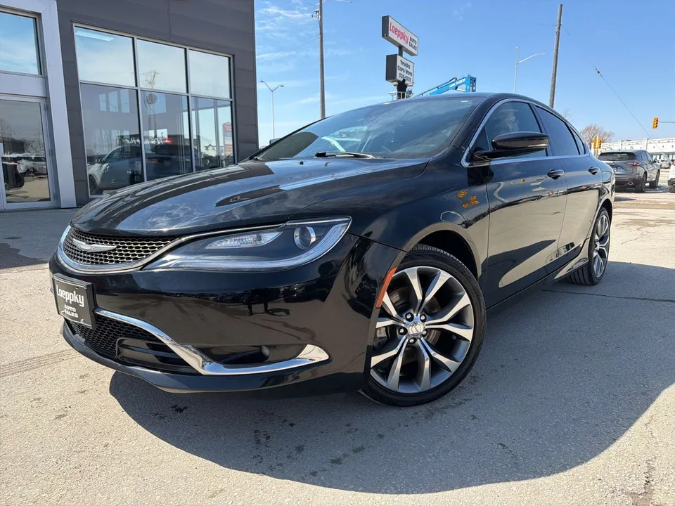 Chrysler 200