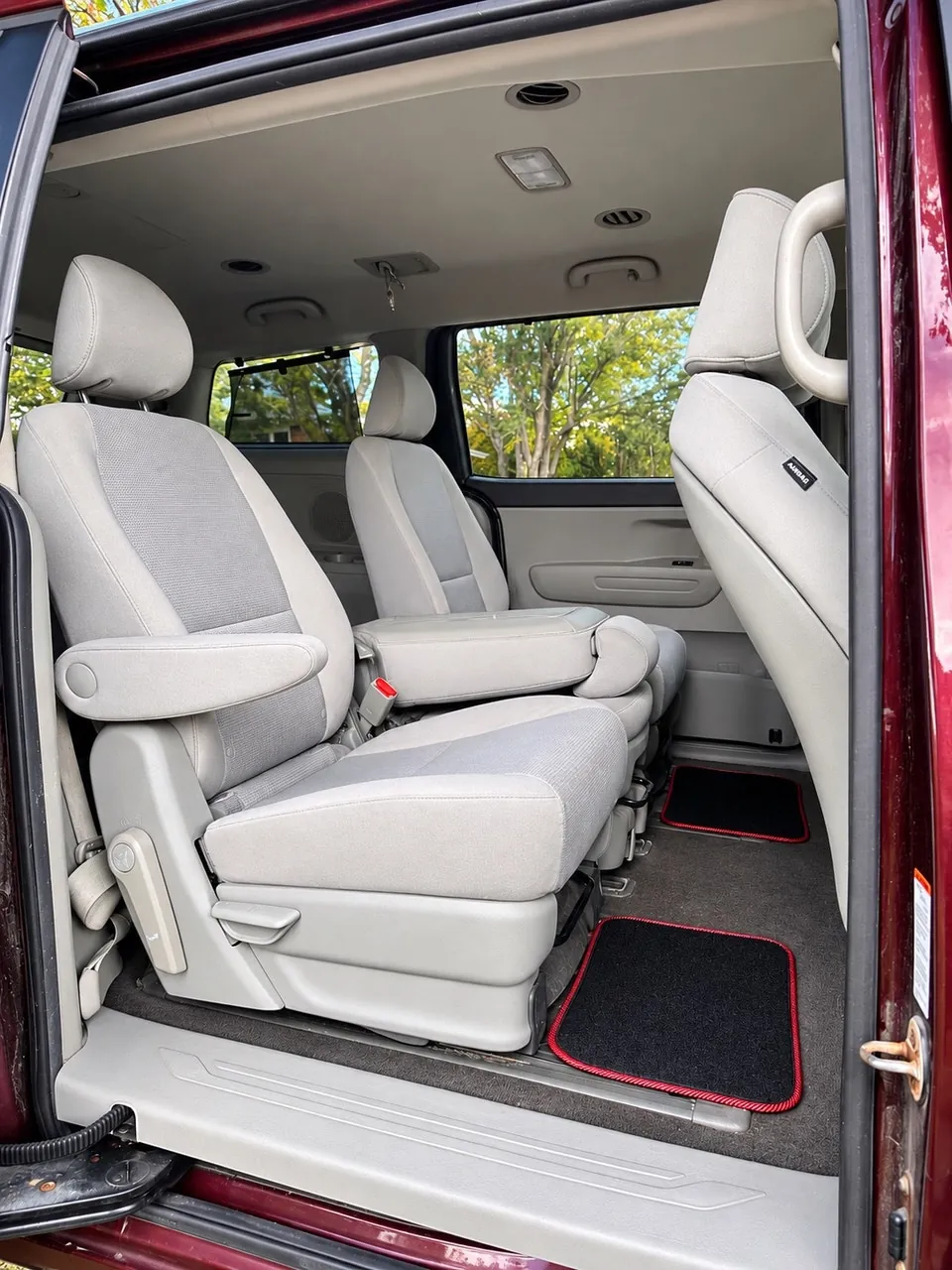 Kia Sedona 2018 photo 5