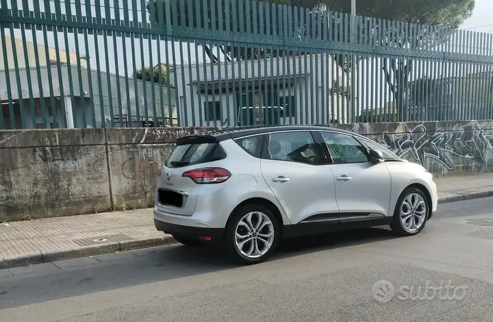 Renault Scenic 2018 photo 4