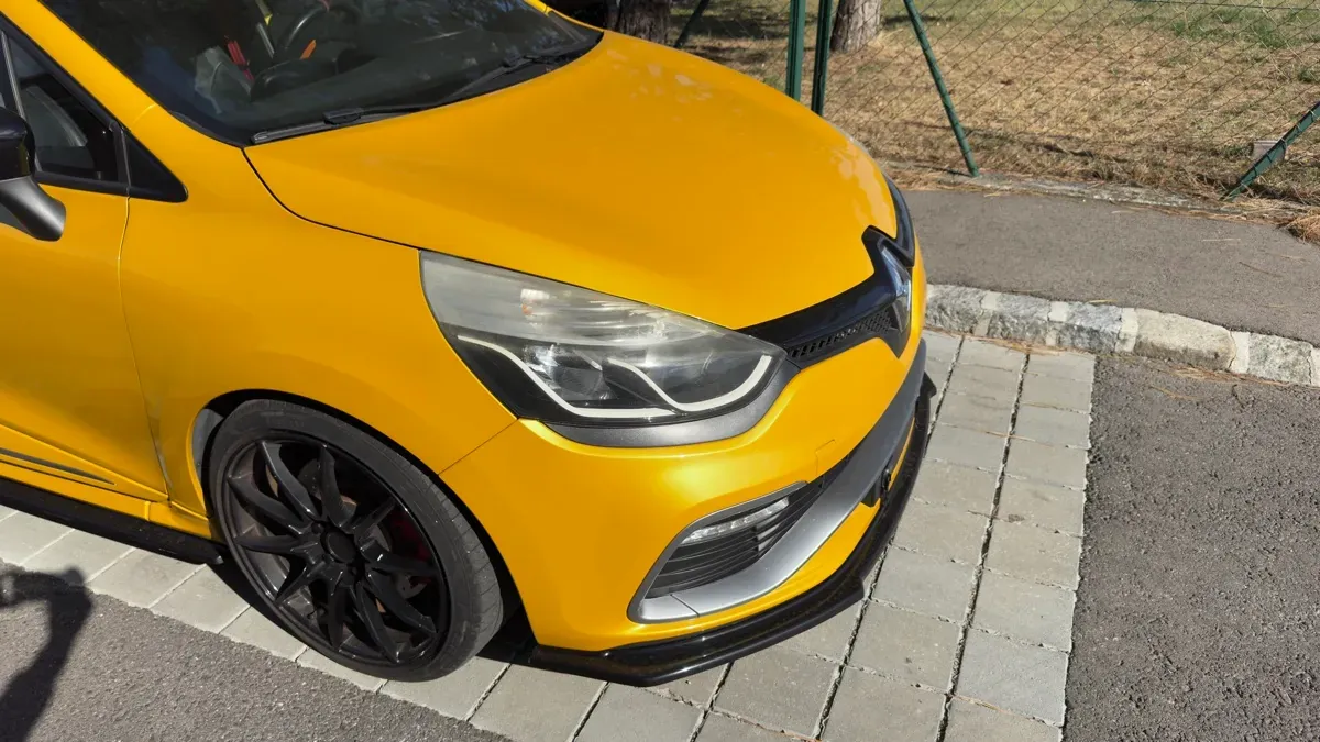 Renault Clio 2015 photo 2