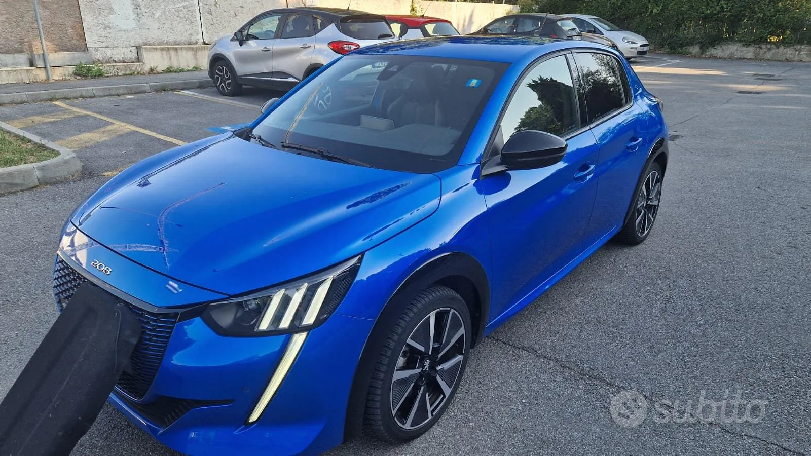 Peugeot 208 2020 photo 2