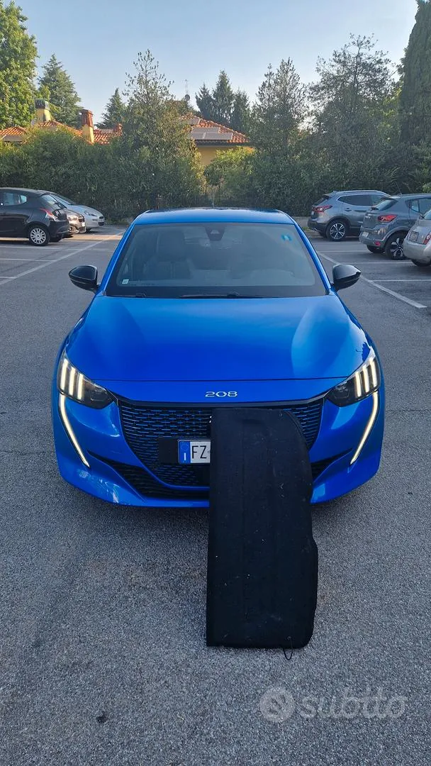 Peugeot 208 2020 photo 5