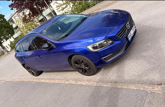 Volvo V60 2014 photo 2