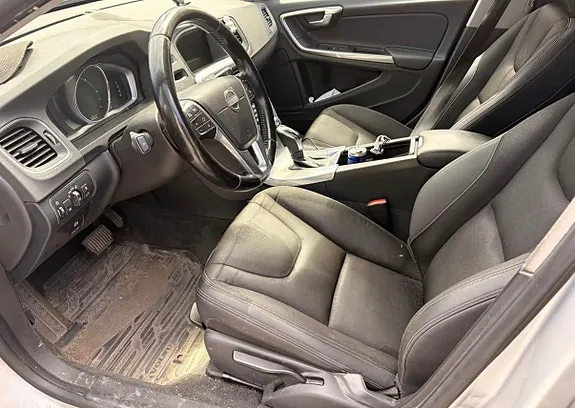 Volvo V60 2014 photo 5