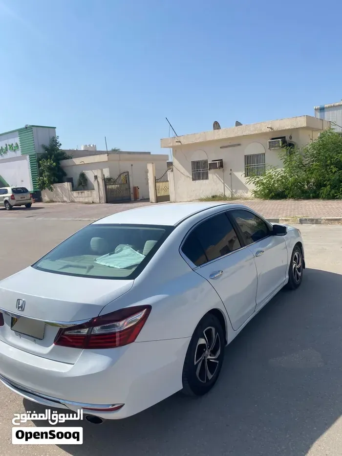 Honda Accord 2017 photo 4