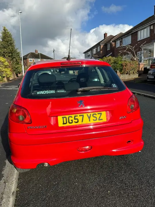Peugeot 206 2007 photo 4
