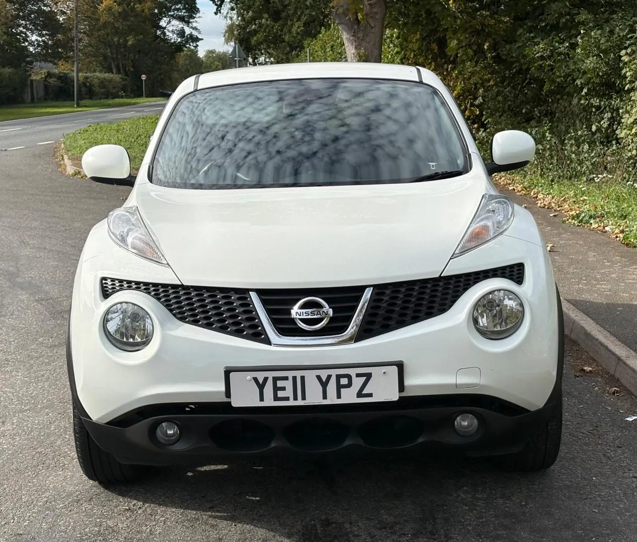 Nissan Juke 2011 photo 2
