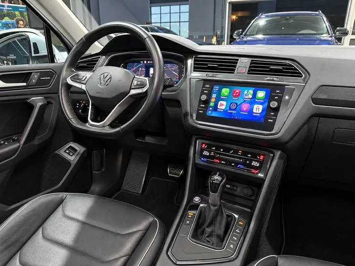Volkswagen Tiguan 2021 photo 2