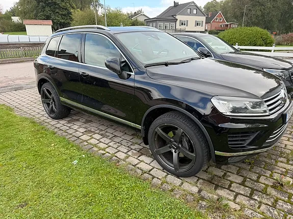 Volkswagen Touareg 2016 photo 2