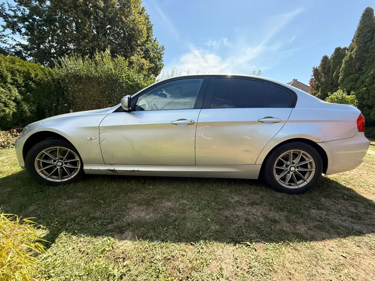 BMW 3 Series 2008 photo 3