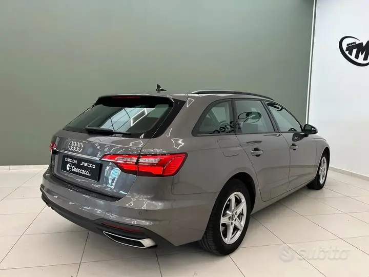 Audi A4 Avant 2022 photo 5