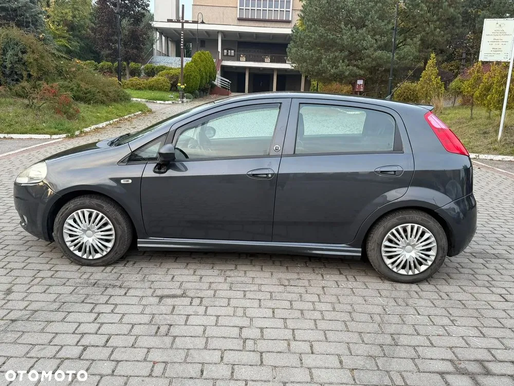 Fiat Grande Punto 2008 photo 5
