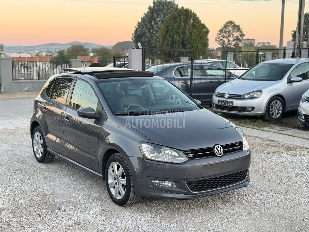 Volkswagen Polo 2012 photo 3