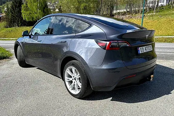Tesla Model Y 2021 photo 4
