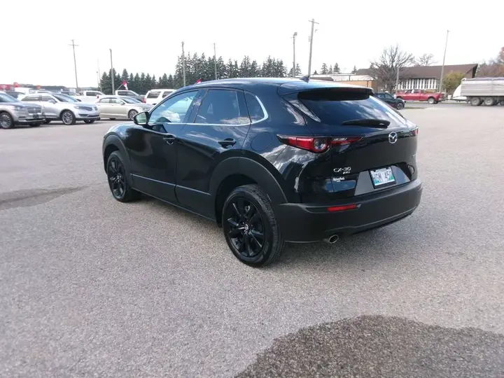 Mazda Cx-30 2024 photo 4