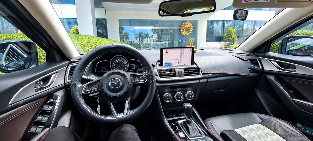 Mazda 3 2017 photo 3