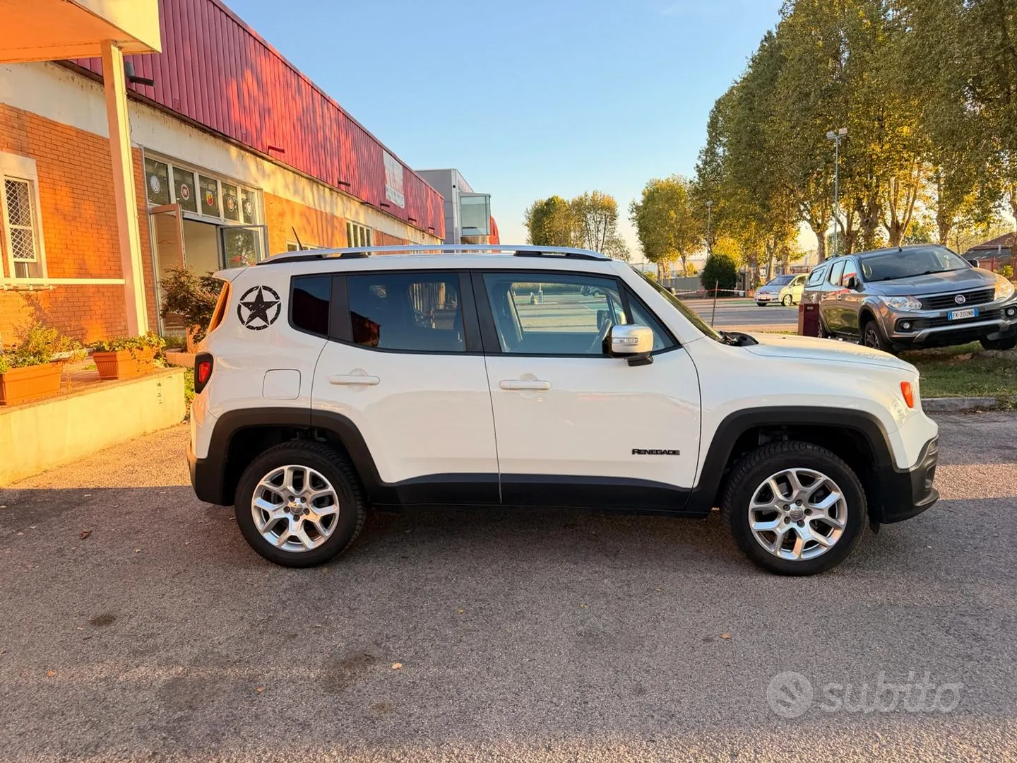 Jeep Renegade 2016 photo 2