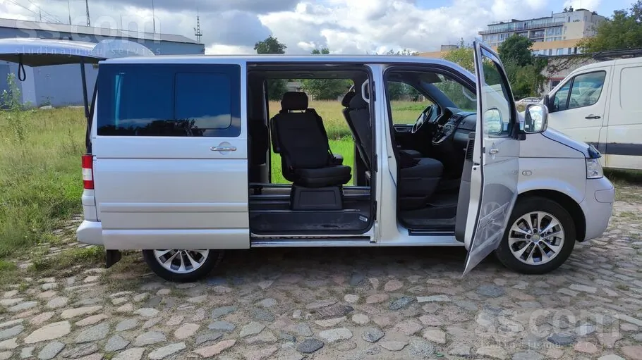 Volkswagen Multivan 2004 photo 5