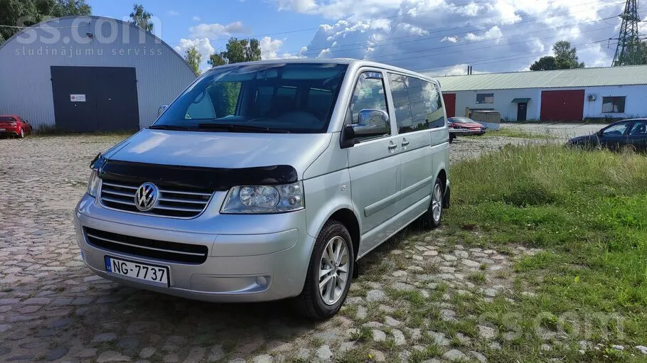 Volkswagen Multivan 2004 photo 2