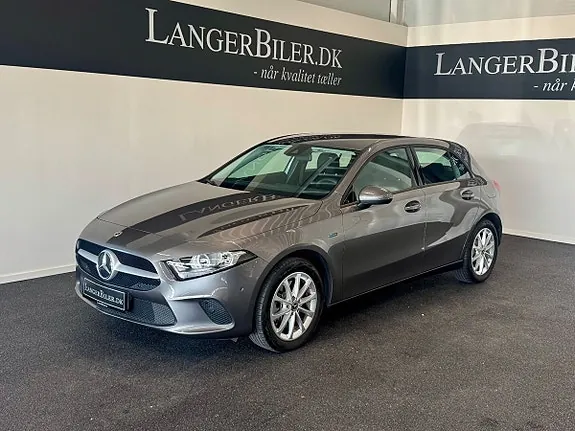 Mercedes-Benz A250 E