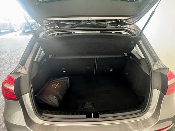 Mercedes-Benz A250 E 2021 photo 5
